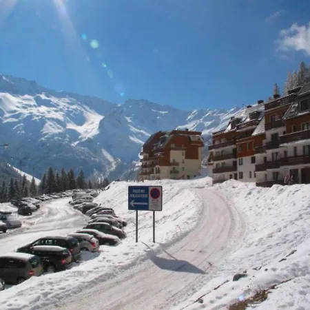 Chaleureux A 300m Des Pistes Avec Parking Gratuit - Fr-1-557a-33 * La Ferriere (Isere)